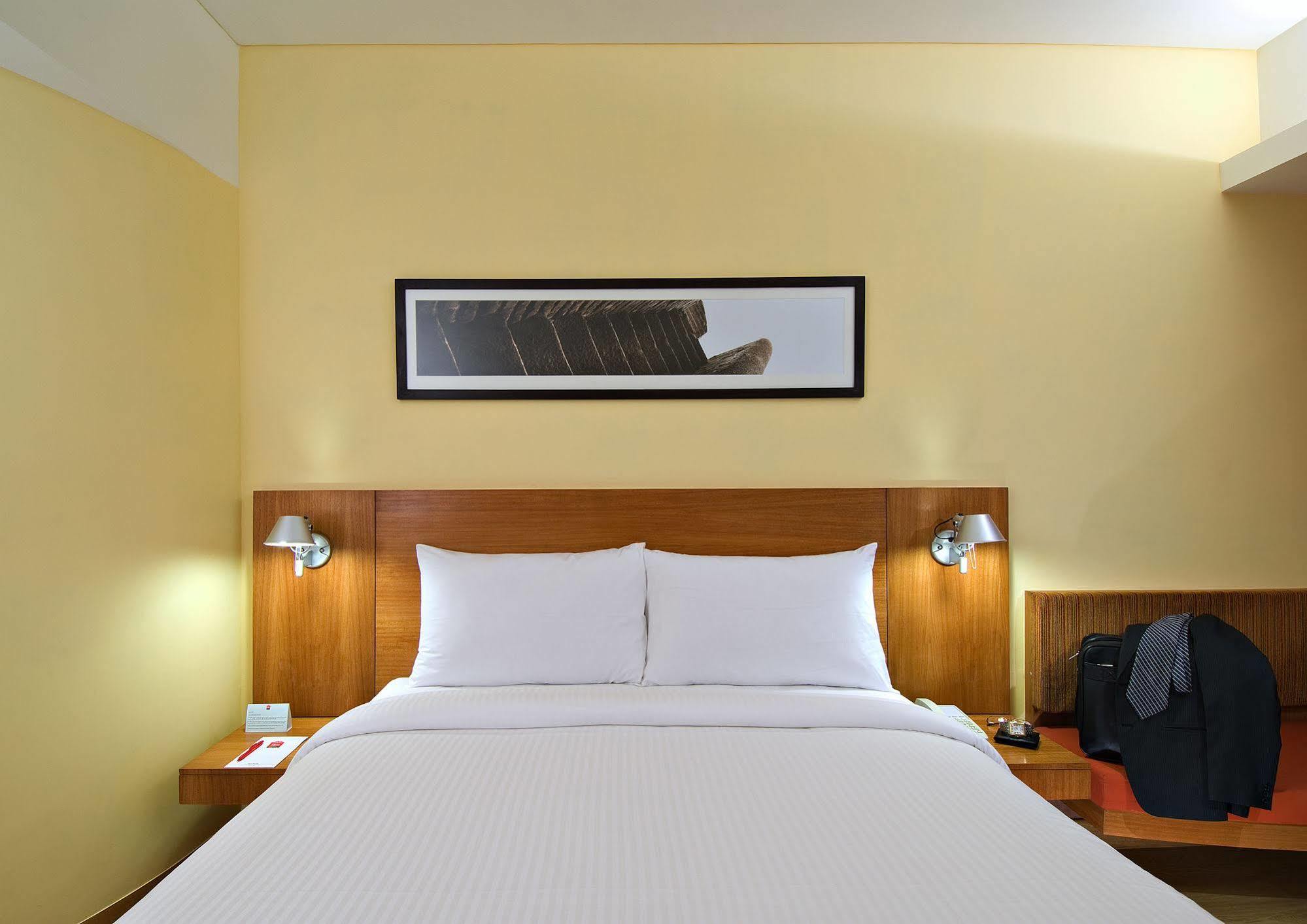 Ibis Pune Viman Nagar - An Accor Brand Exterior photo